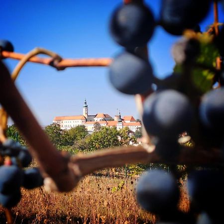 Pod Vinici Hotell Mikulov Exteriör bild