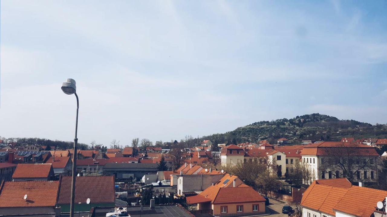Pod Vinici Hotell Mikulov Exteriör bild