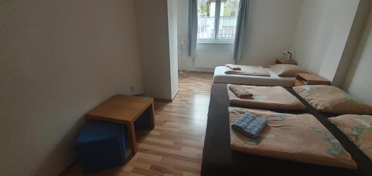 Pod Vinici Hotell Mikulov Exteriör bild